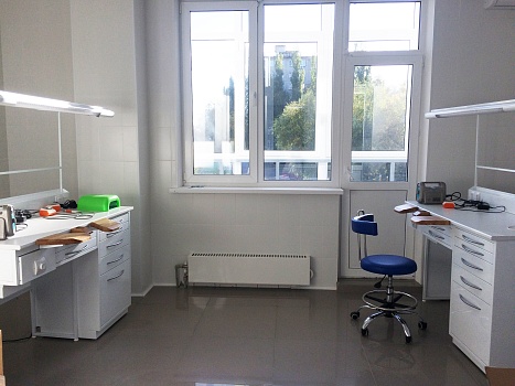 Все свои Двигатель Революции