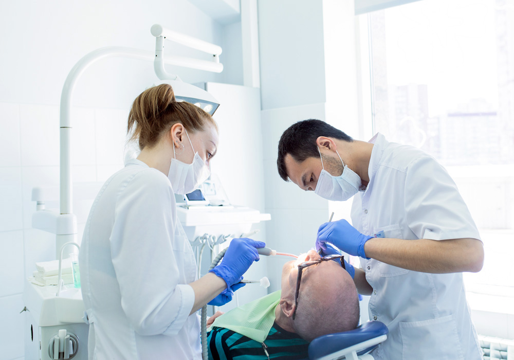 Все свои Комендантский проспект